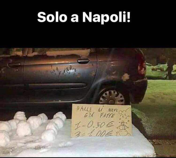 solo a napoli.jpeg